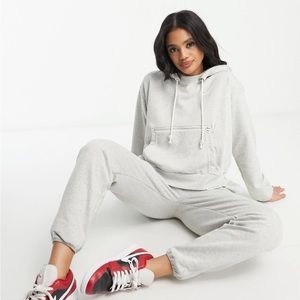 Nike Women’s Sweatshirt NWT